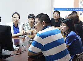 浙江旭日纖維有限公司主要生產(chǎn)和銷售浙江旭日纖維有限公司，冰絲、涼感PE纖維、中分子PE絲、丙綸細(xì)旦絲、玉米纖維、PLLA纖維、PLA纖維、玉米纖維FDY、丙綸DTY絲、丙綸超細(xì)旦絲、丙綸FDY細(xì)旦絲、丙綸絲、丙綸高強(qiáng)絲、丙綸普強(qiáng)絲、高強(qiáng)丙綸絲、丙綸FDY絲、丙綸長絲、超細(xì)旦絲